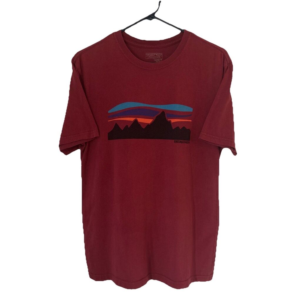 Patagonia Short Sleeved T-Shirt Adult XS Red Outdoor Casual Regular Fit